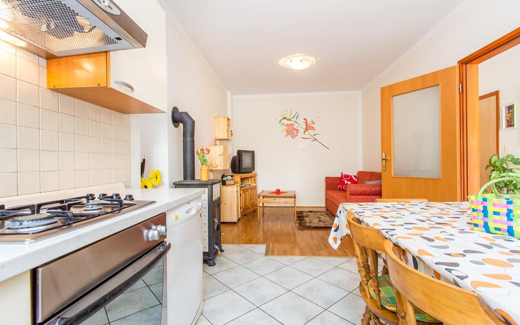 Apartment Ana Polje  Buitenkant foto